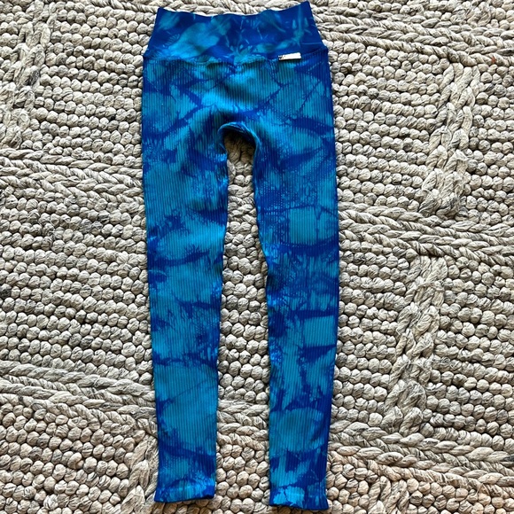 Bombshell Sportswear ribbed tie-dye leggings - Picture 3 of 11
